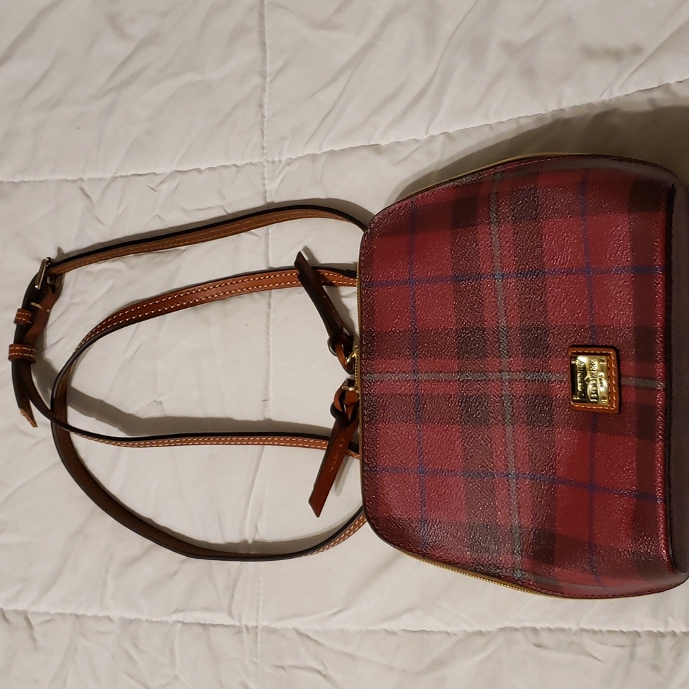 Dooney and Bourke purse